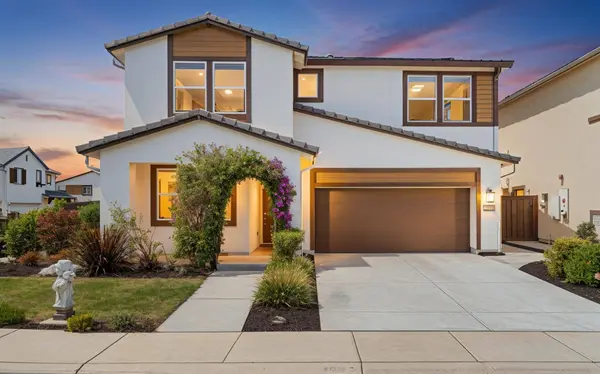 10090 Swordfish CIR, Elk Grove, CA 95757
