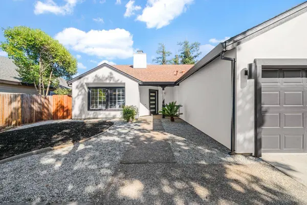 8159 Derbyshire CIR, Sacramento, CA 95828