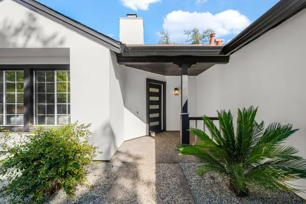 8159 Derbyshire CIR, Sacramento, CA 95828