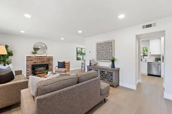 2440 Stansberry WAY, Sacramento, CA 95826