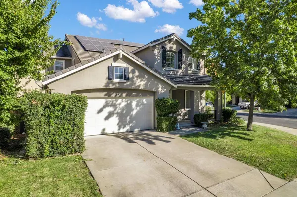 615 Watercolor LN, West Sacramento, CA 95605