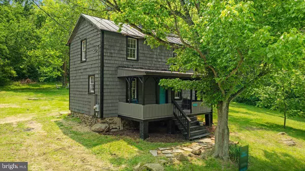 2245 BUCK MOUNTAIN RD, Bentonville, VA 22610