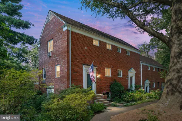 3482 GUNSTON RD, Alexandria, VA 22302