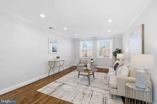 4218 35TH ST S #B1, Arlington, VA 22206