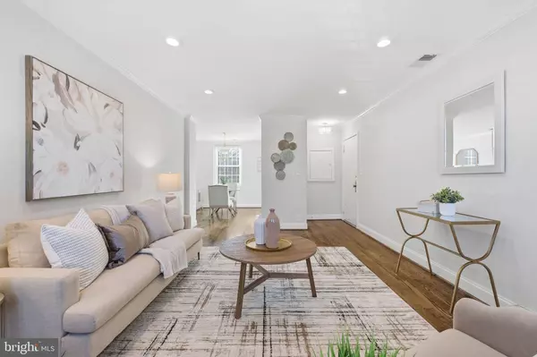 4218 35TH ST S #B1, Arlington, VA 22206