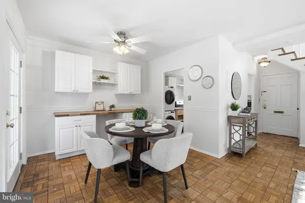 3608 GREENWAY PL, Alexandria, VA 22302