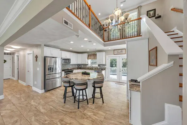 211 Etzler RD, Troutville, VA 24175