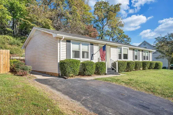 2629 Bluefield SW BLVD, Roanoke, VA 24015