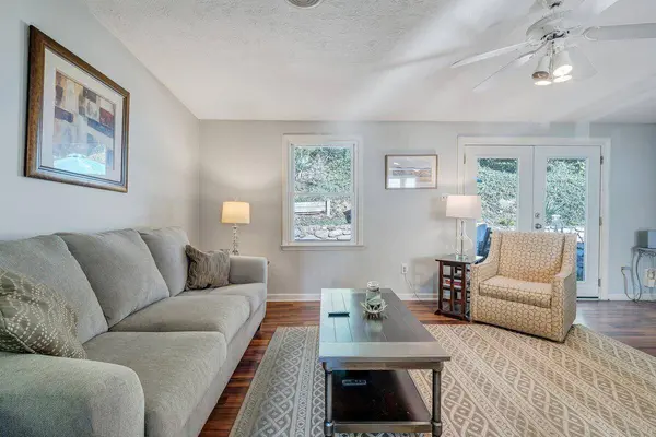2629 Bluefield SW BLVD, Roanoke, VA 24015