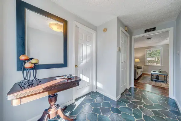 2629 Bluefield SW BLVD, Roanoke, VA 24015