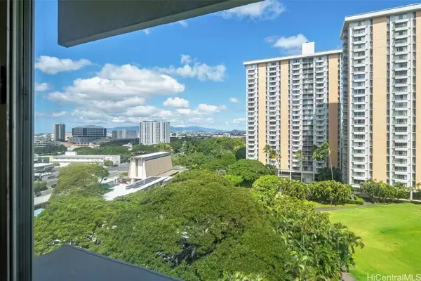 1511 Nuuanu AVE #922, Honolulu, HI 96817