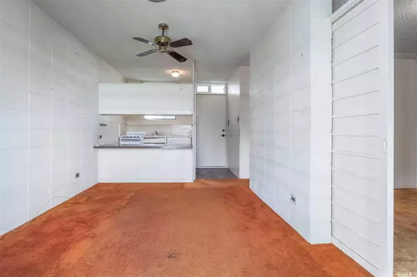 135 Uluniu AVE #301, Honolulu, HI 96815