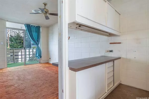 135 Uluniu AVE #301, Honolulu, HI 96815