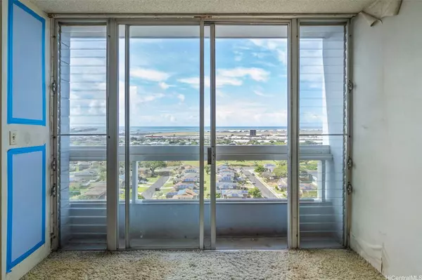 3045 Ala Napuaa PL #1814, Honolulu, HI 96818