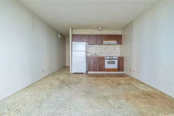 3045 Ala Napuaa PL #1814, Honolulu, HI 96818