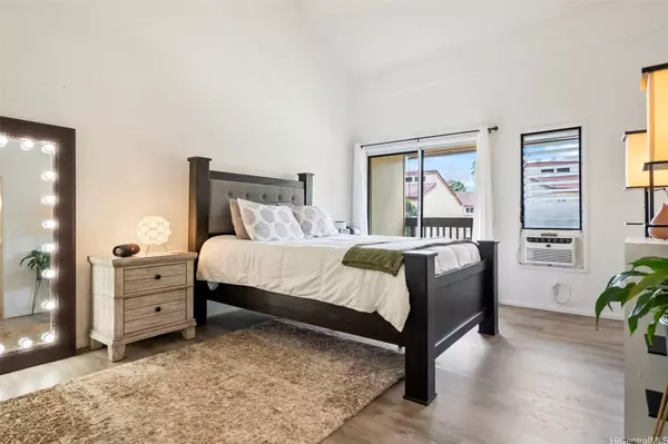 46-78 Emepela PL #I202, Kaneohe, HI 96744