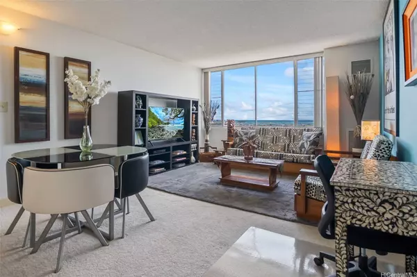 3045 Ala Napuaa PL #1104, Honolulu, HI 96818