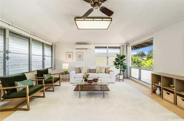 95-302 Auhaele PL, Mililani, HI 96789