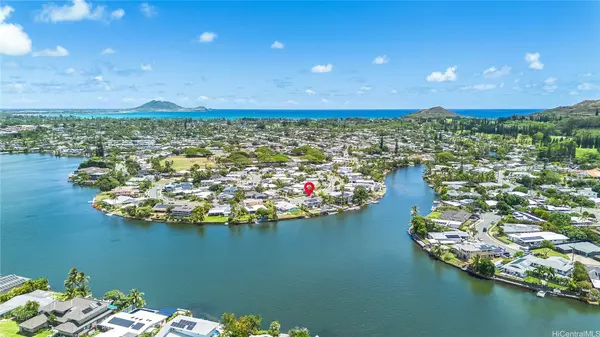 902 Wanaao RD, Kailua, HI 96734