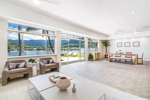 902 Wanaao RD, Kailua, HI 96734