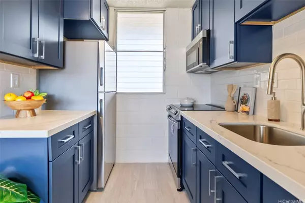 1025 Kalo PL #905, Honolulu, HI 96826