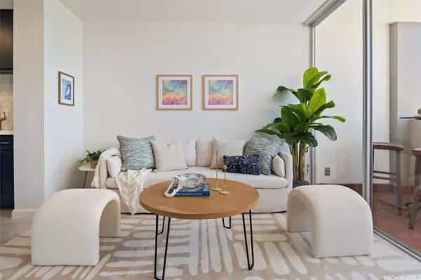 1025 Kalo PL #905, Honolulu, HI 96826