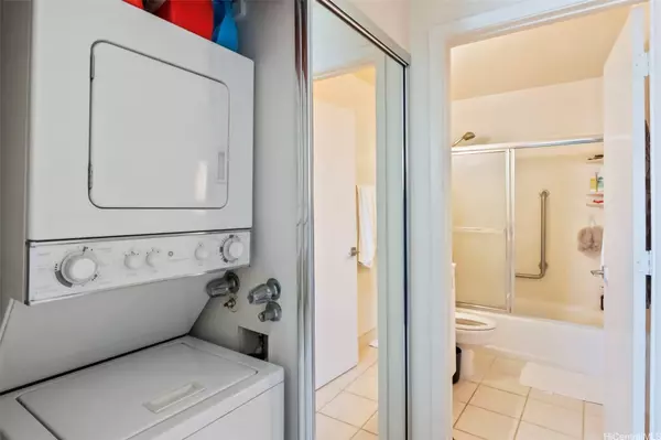 1848 Kahakai DR #2501, Honolulu, HI 96814