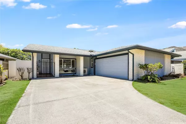 1162 Honokahua ST, Honolulu, HI 96825