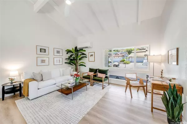 1162 Honokahua ST, Honolulu, HI 96825