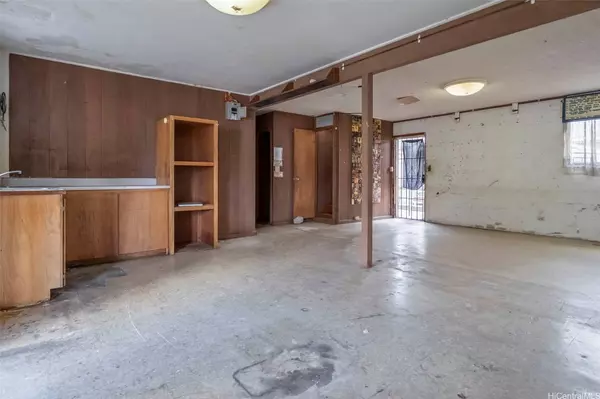 1526 Amelia ST, Honolulu, HI 96819