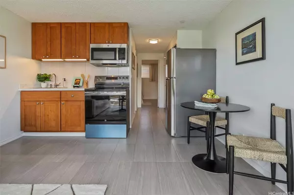 2211 Ala Wai BLVD #1614, Honolulu, HI 96815