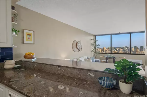 55 S Kukui ST #D3206, Honolulu, HI 96813