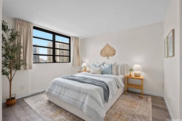 750 Kaheka ST #1007, Honolulu, HI 96814