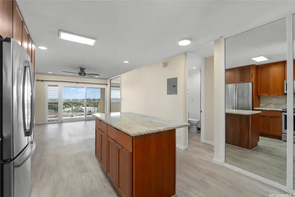 14 Aulike ST #806, Kailua, HI 96734
