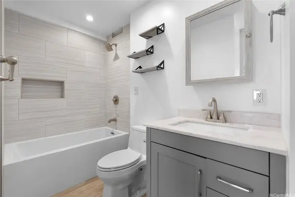 14 Aulike ST #806, Kailua, HI 96734