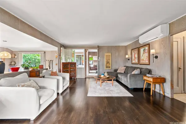 3038 Waipuna Rise, Honolulu, HI 96822