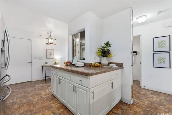 94-835 Lumiauau ST #K105, Waipahu, HI 96797