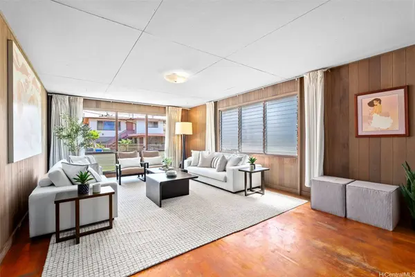 99-252 Lalani ST, Aiea, HI 96701