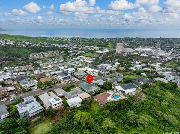 1646 Paula DR, Honolulu, HI 96816