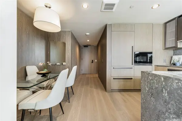 1000 Auahi ST #3106, Honolulu, HI 96814