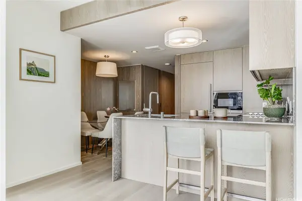 1000 Auahi ST #3106, Honolulu, HI 96814