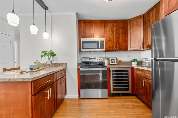 2637 Kuilei ST #A75, Honolulu, HI 96826