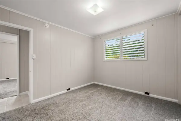 3183 Poelua PL, Honolulu, HI 96822