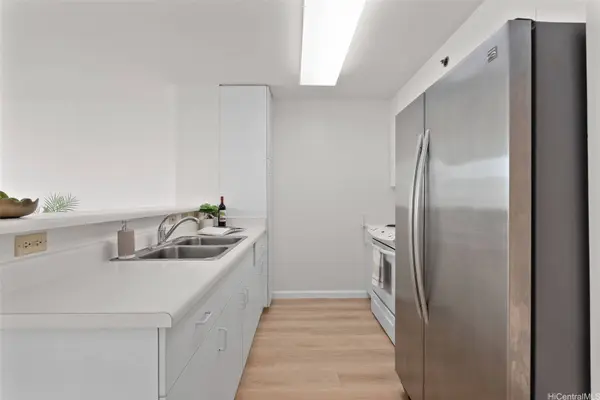 3009 Ala Makahala PL #706, Honolulu, HI 96818
