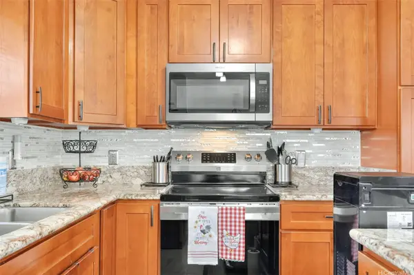 99-250 Aiea Heights DR, Aiea, HI 96701