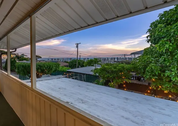 1766 St Louis DR, Honolulu, HI 96816