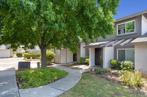 3418 Seabreeze WALK, Oceanside, CA 92056