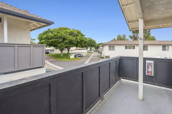 3458 Los Mochis WAY, Oceanside, CA 92056