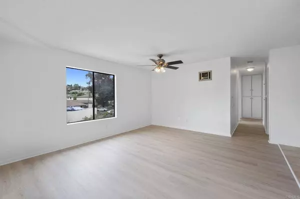 3458 Los Mochis WAY, Oceanside, CA 92056