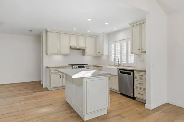 1709 Edgefield LN, Encinitas, CA 92024